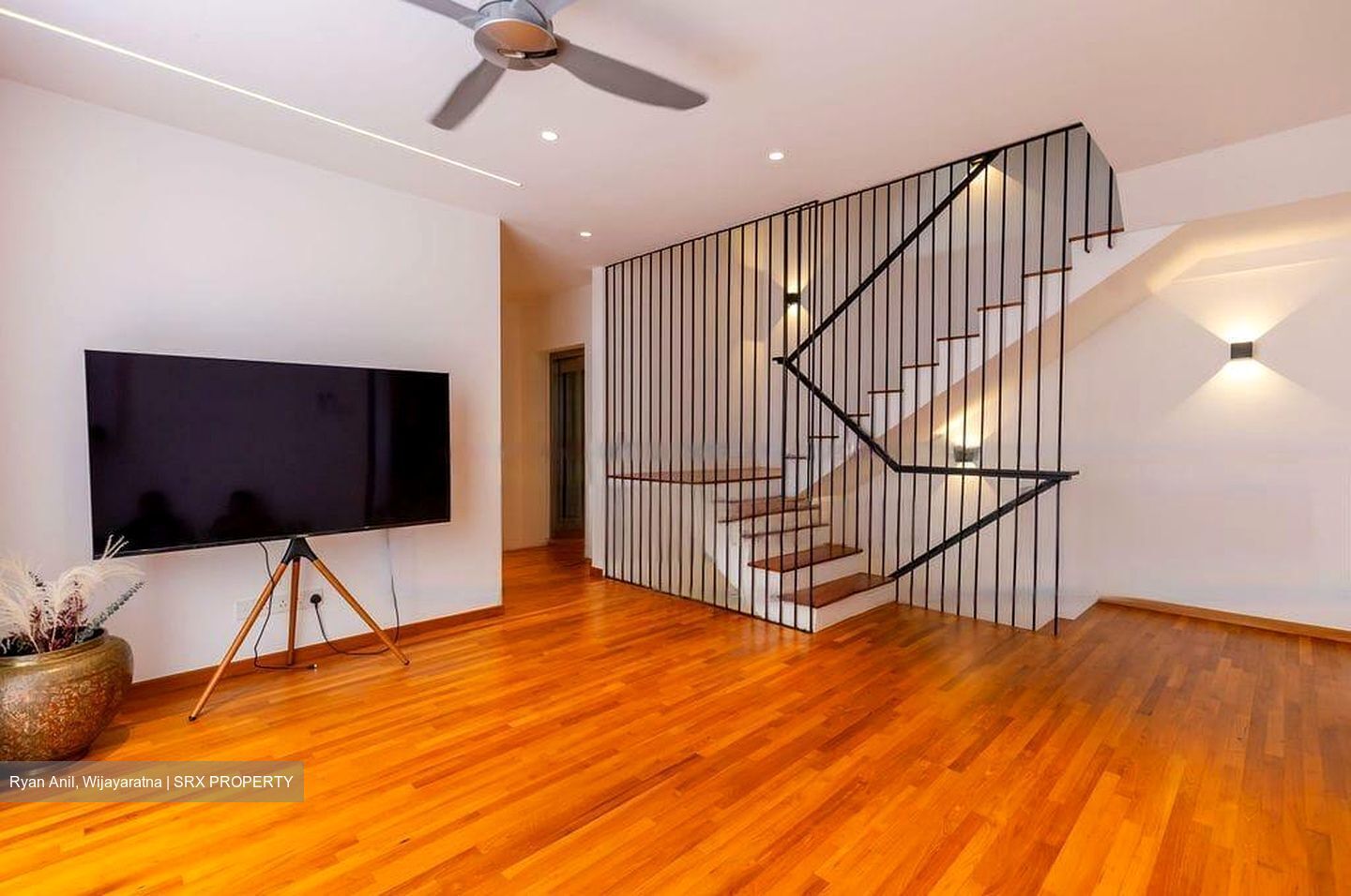 Yio Chu Kang Terrace (D19), Terrace #449996231